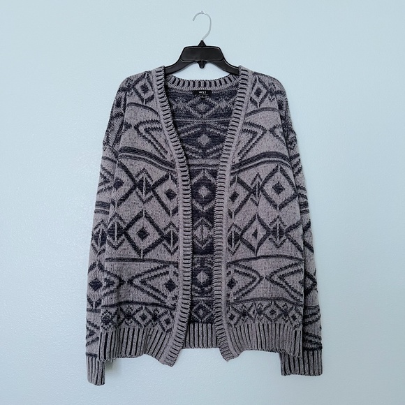 Very J Sweaters - Very J Gray & Black Tribal Knit Cardigan